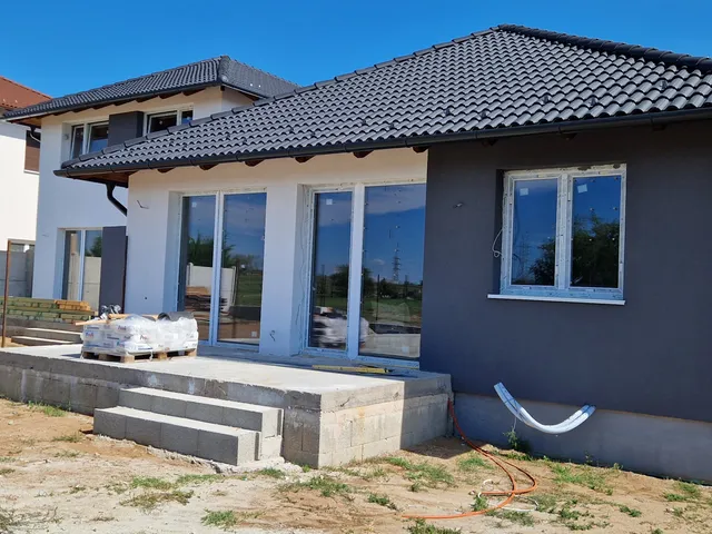 Eladó ház Fót, Kisalag 119 nm