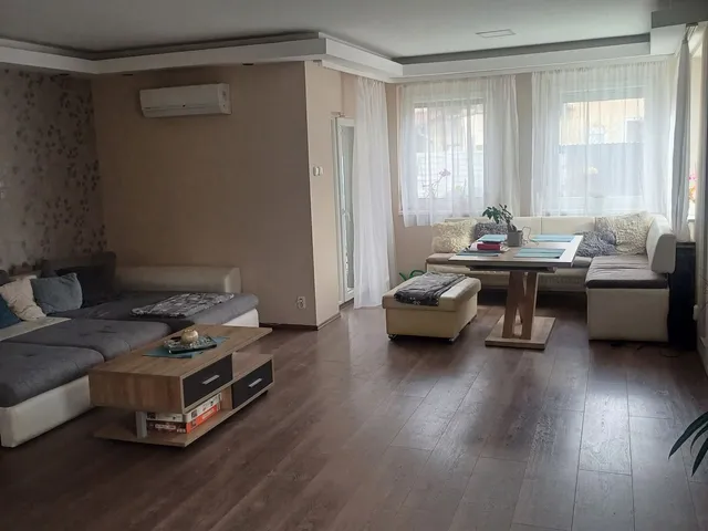 Eladó ház Fót, Fótújfalu 160 nm