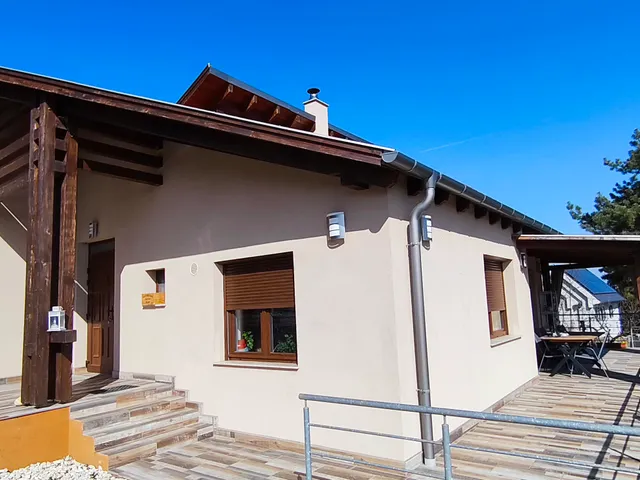 Eladó ház Csomád 90 nm