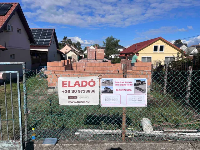 Eladó ház Fót, Kisalag 90 nm