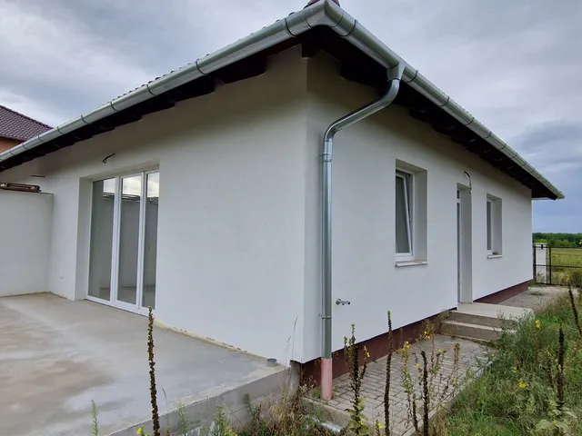 Eladó ház Őrbottyán, Őrszentmiklós 70 nm