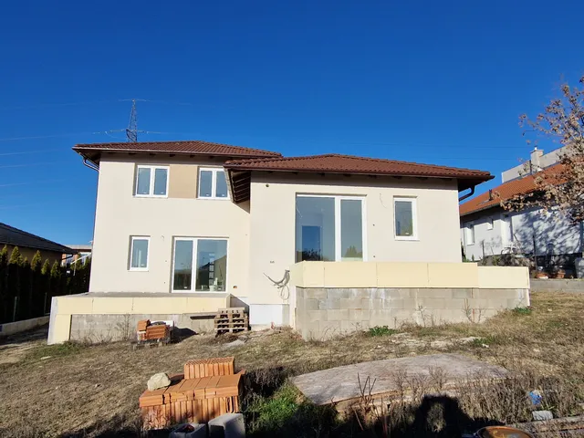 Eladó ház Mogyoród 107 nm