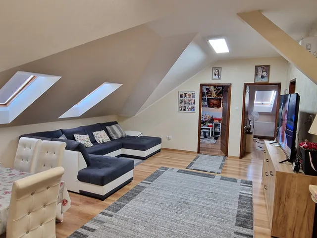 Eladó lakás Dunakeszi, Alag 110 nm