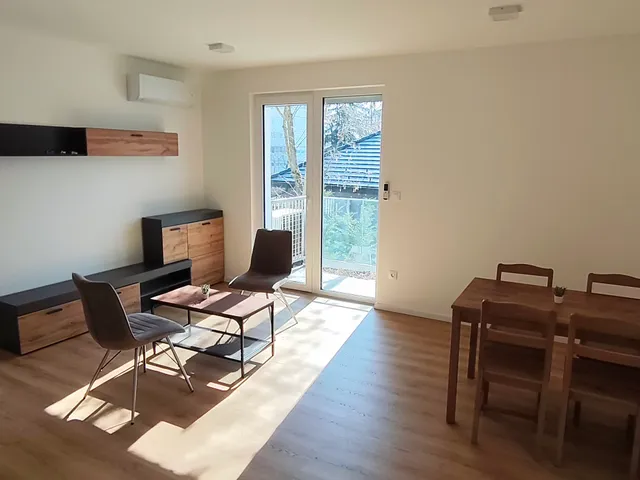 Eladó lakás Balatonkenese 40 nm