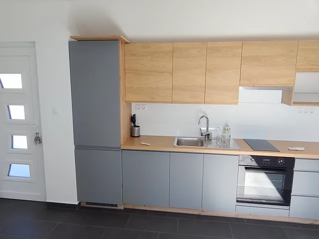 Eladó lakás Balatonkenese 40 nm