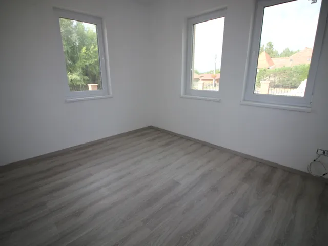 Eladó ház Erdőkertes 127 nm