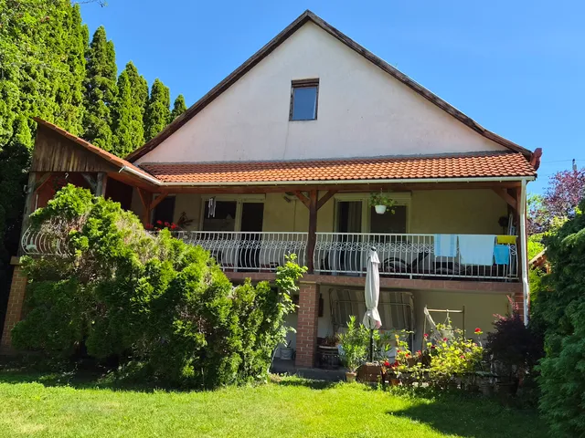 Eladó ház Fót 115 nm