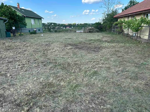 Eladó telek Mogyoród 1187 nm