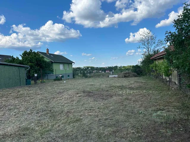 Eladó telek Mogyoród 1187 nm