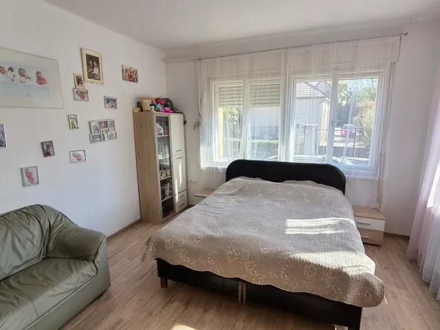 Eladó ház Fót, Öregfalu 220 nm