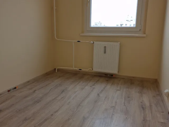 Eladó lakás Szeged, Makkosház, Agyagos utca 60 nm