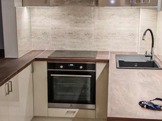 Eladó lakás Szeged, Makkosház, Lomnici utca 60 nm