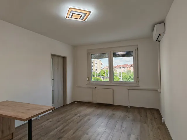 Eladó lakás Szeged, Rókus, Cső utca 60 nm