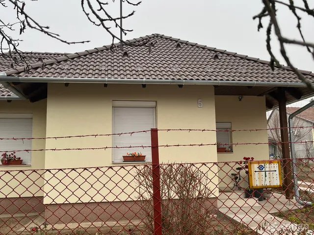 Kiadó ház Budapest XVII. kerület, Rákoskert 90 nm