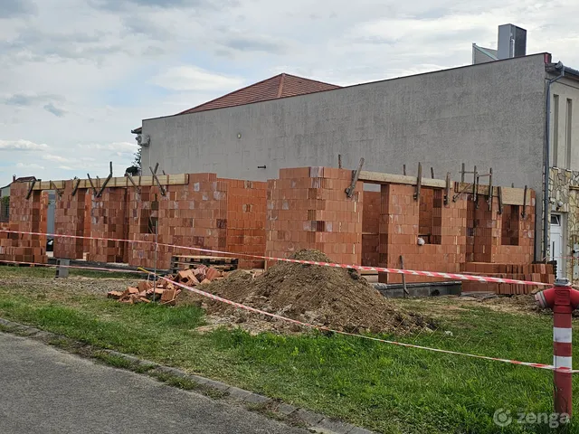 Eladó lakás Pécs, Újhegy 88 nm
