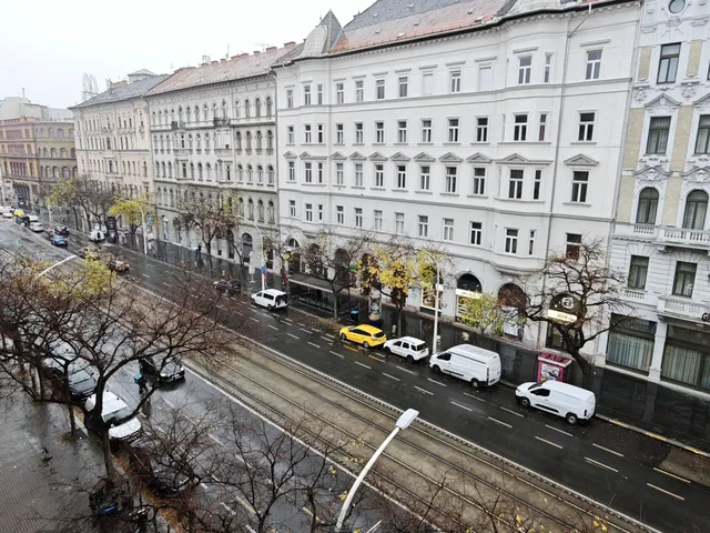 Eladó lakás Budapest VIII. kerület, Palotanegyed 84 nm