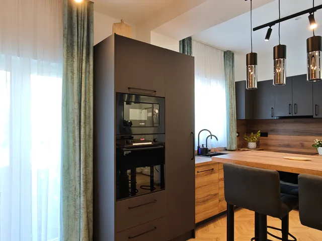 Eladó ház Budapest IV. kerület, Megyer 171 nm