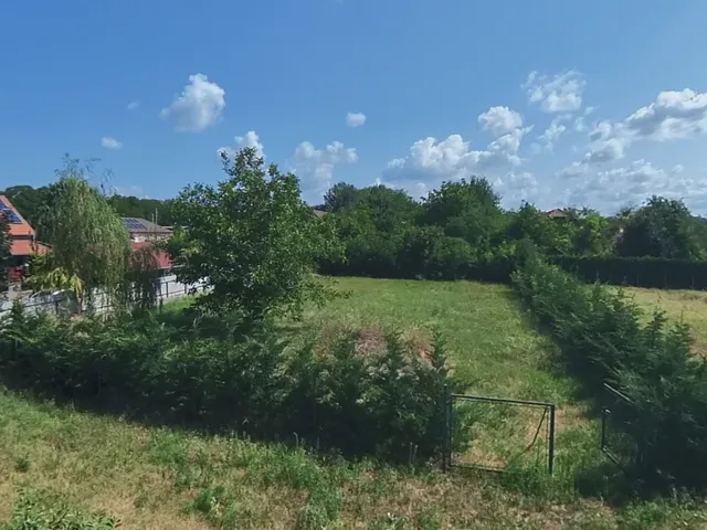Eladó telek Ecser 861 nm
