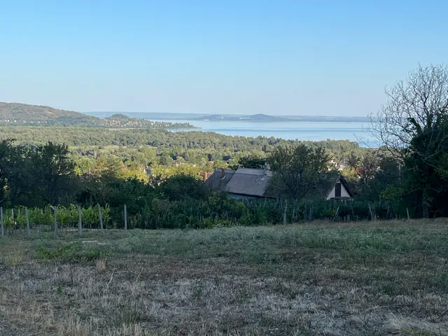Eladó nyaraló Balatonederics, Újhegy 78 nm