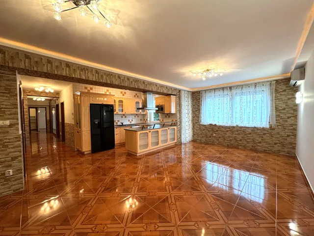 Eladó lakás Budapest XIV. kerület, Törökőr 110 nm