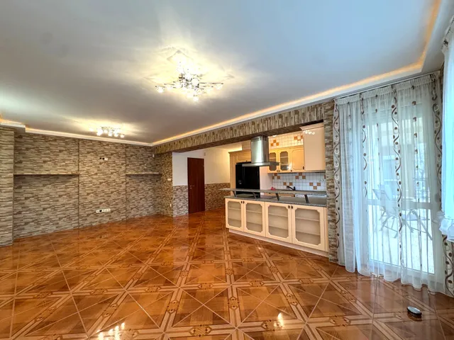 Eladó lakás Budapest XIV. kerület, Törökőr, Amerikai út  110 nm