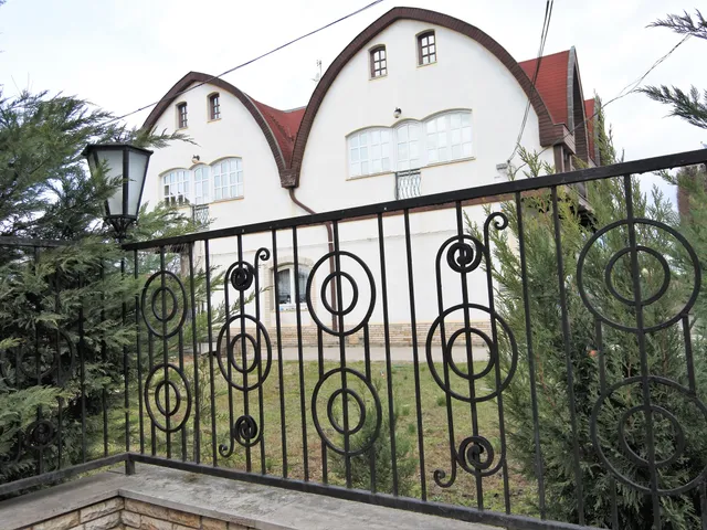 Eladó ház Budapest XIV. kerület, Alsórákos 300 nm