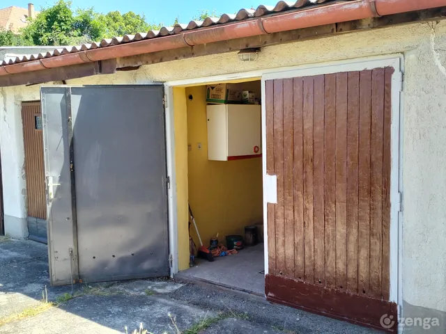Eladó garázs Sárospatak 15 nm