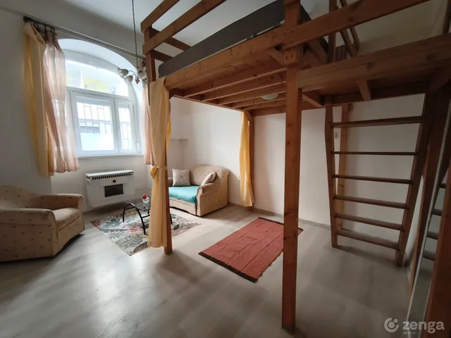 Eladó lakás Budapest VIII. kerület, II. János Pál pápa tér 30 nm