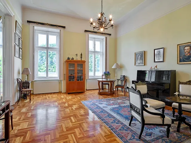 Eladó lakás Budapest V. kerület, Belváros 170 nm