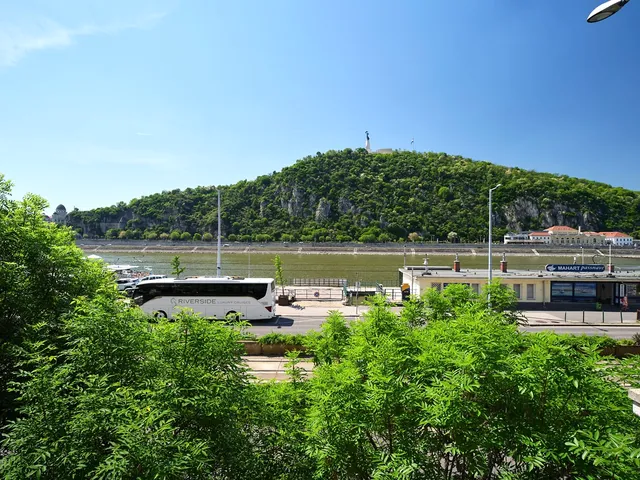 Eladó lakás Budapest V. kerület, Belváros 170 nm