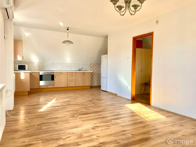 Kiadó lakás Budapest XV. kerület 75 nm