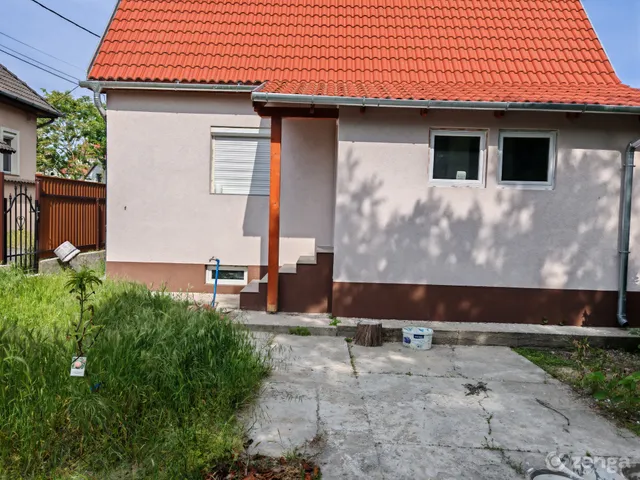 Eladó üdülő és hétvégi ház Szigetszentmiklós, Bucka 76 nm