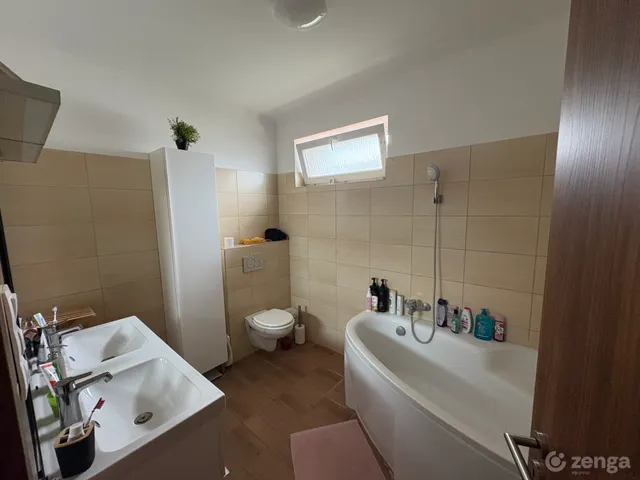Eladó ház Budapest XVIII. kerület, Almáskert 123 nm
