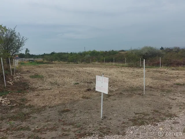 Eladó telek Érd, Fenyves-Parkváros 796 nm