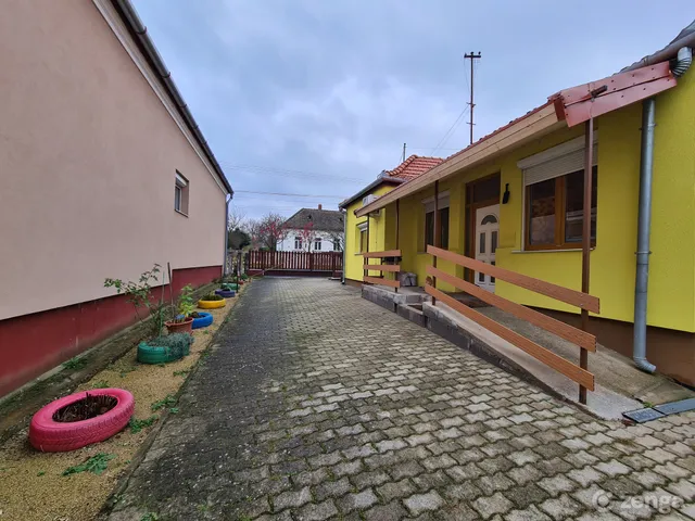 Eladó ház Zalakaros 229 nm