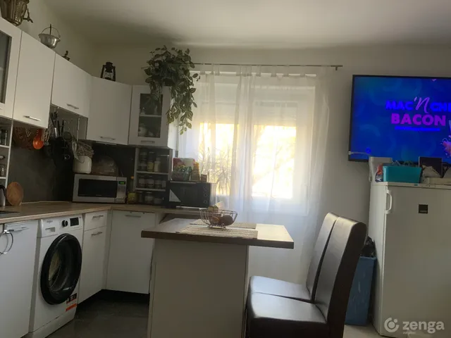 Eladó lakás Dunaújváros, Belváros 53 nm
