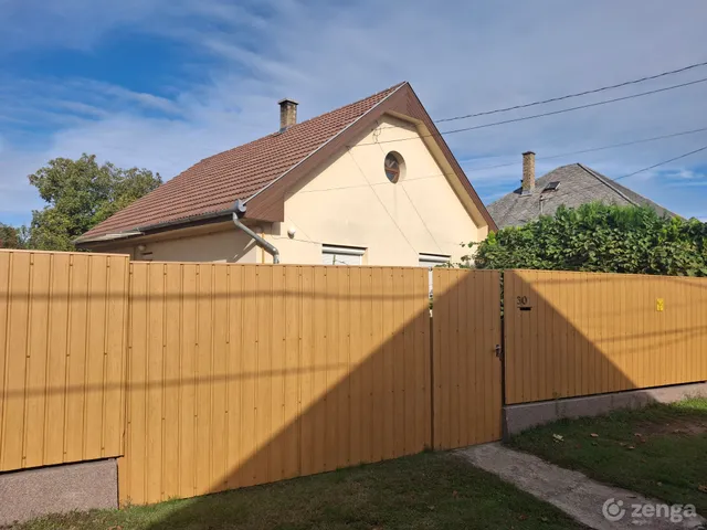Eladó ház Debrecen, Biharikert 66 nm