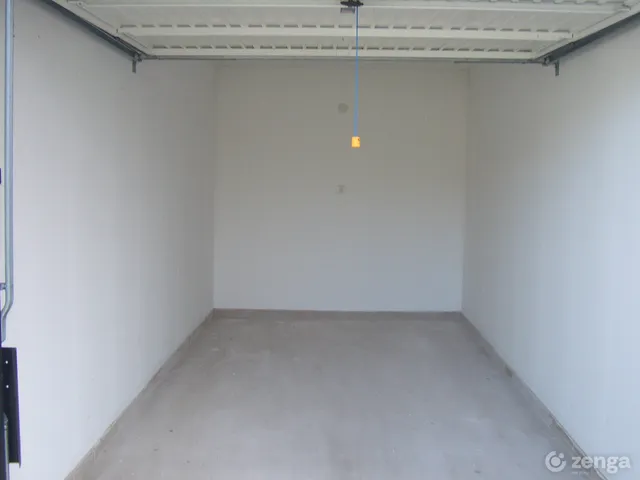 Kiadó garázs Szeged, Rókus 13 nm