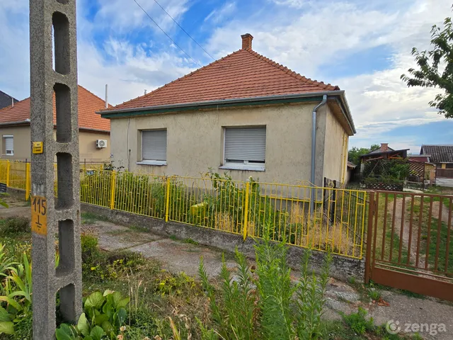 Eladó ház Mezőfalva, Árpád utca 90 nm
