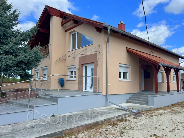Eladó ház Kóny 320 nm