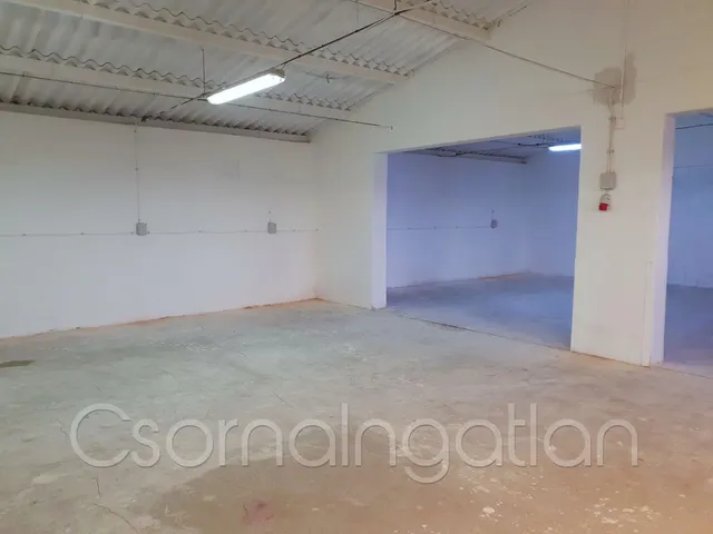 Kiadó kereskedelmi és ipari ingatlan Csorna 180 nm