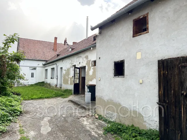 Eladó ház Egyed 106 nm