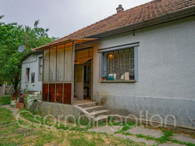 Eladó ház Kóny 90 nm