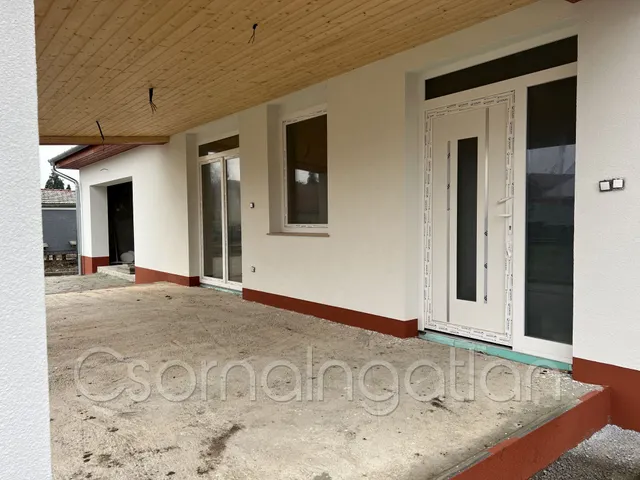 Eladó ház Veszkény 174 nm