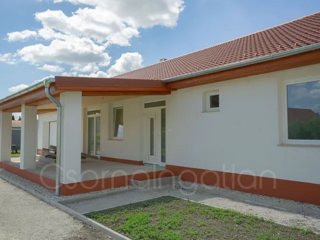 Eladó ház Veszkény 174 nm