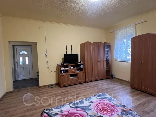 Eladó ház Szil 81 nm