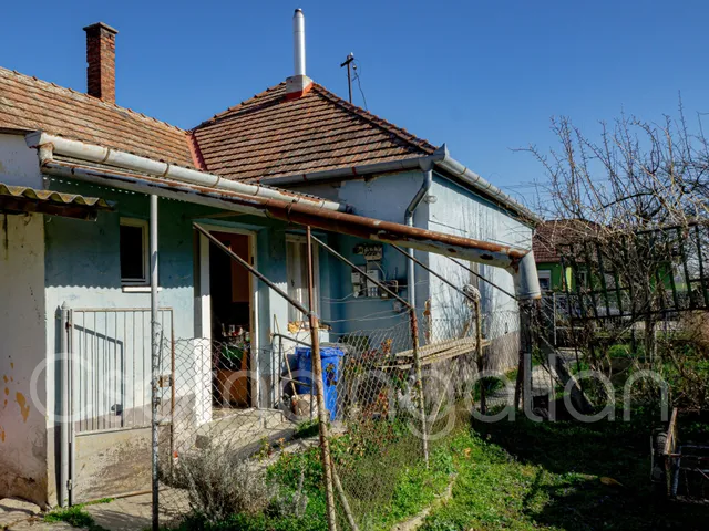 Eladó ház Barbacs 85 nm