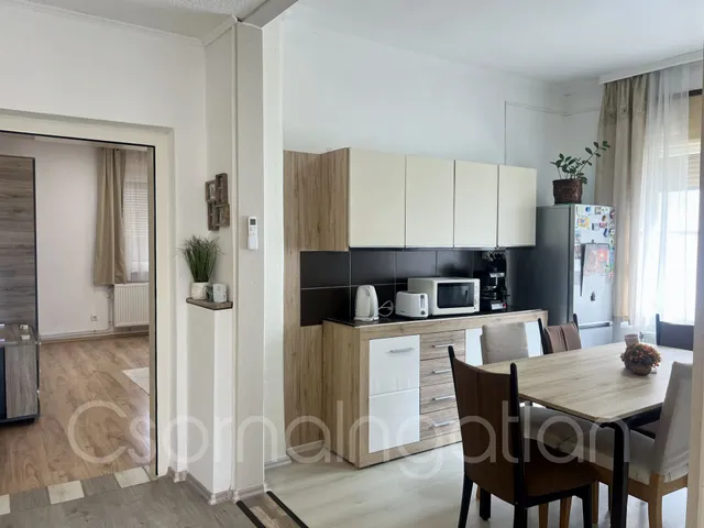 Eladó ház Rábatamási 90 nm