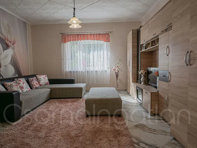 Eladó ház Szil 75 nm