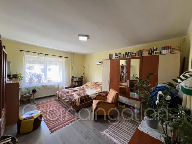 Eladó ház Várkesző 90 nm